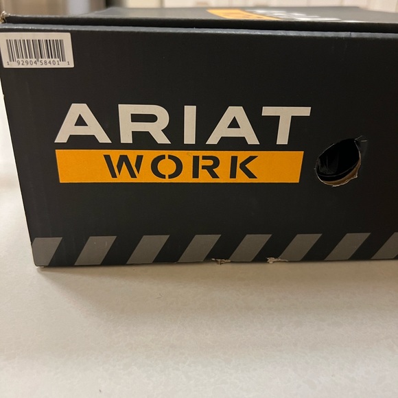 Ariat men’s size 10 work/cowboy boots. - Picture 6 of 6